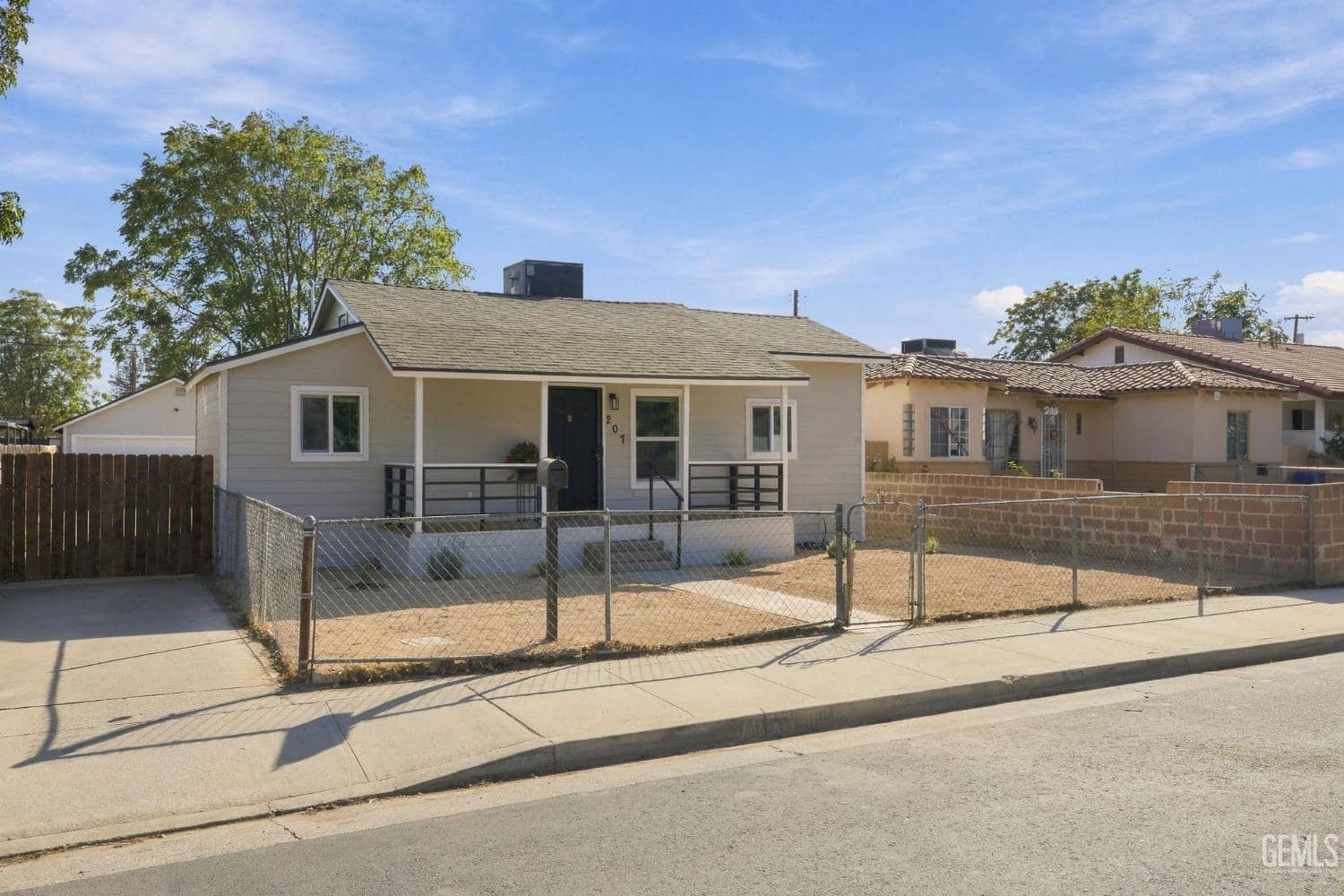 207 Decatur Street — photo 2
