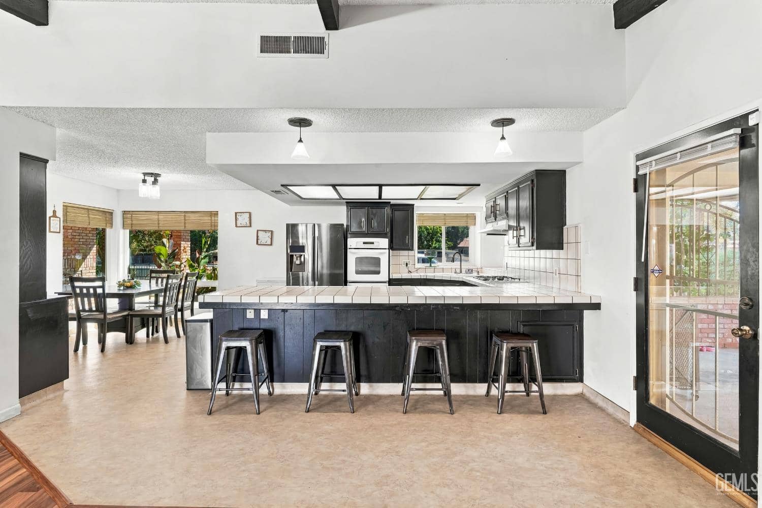 7412 Olive Drive — photo 3