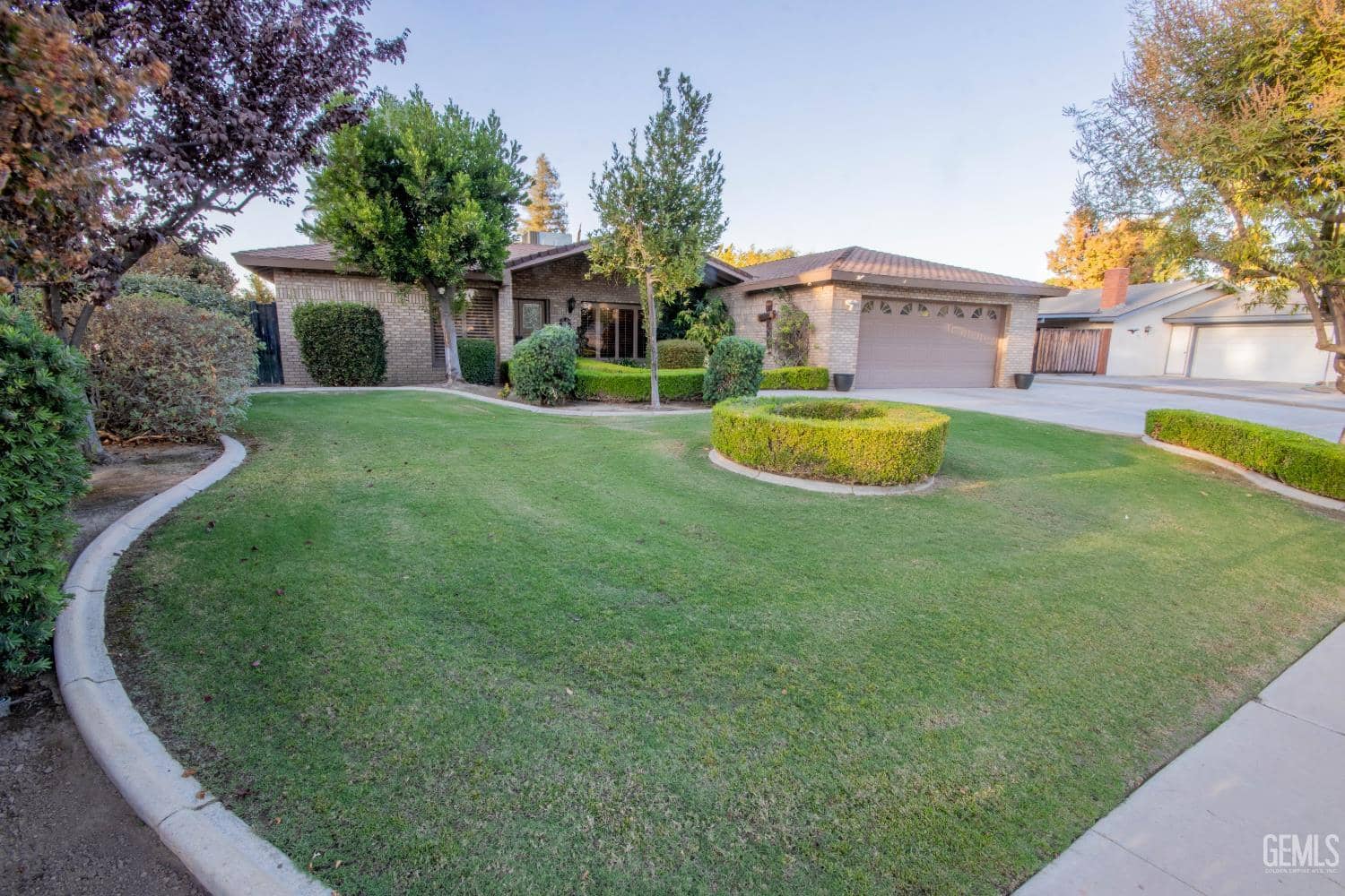 6904 Quailwood Drive — photo 3