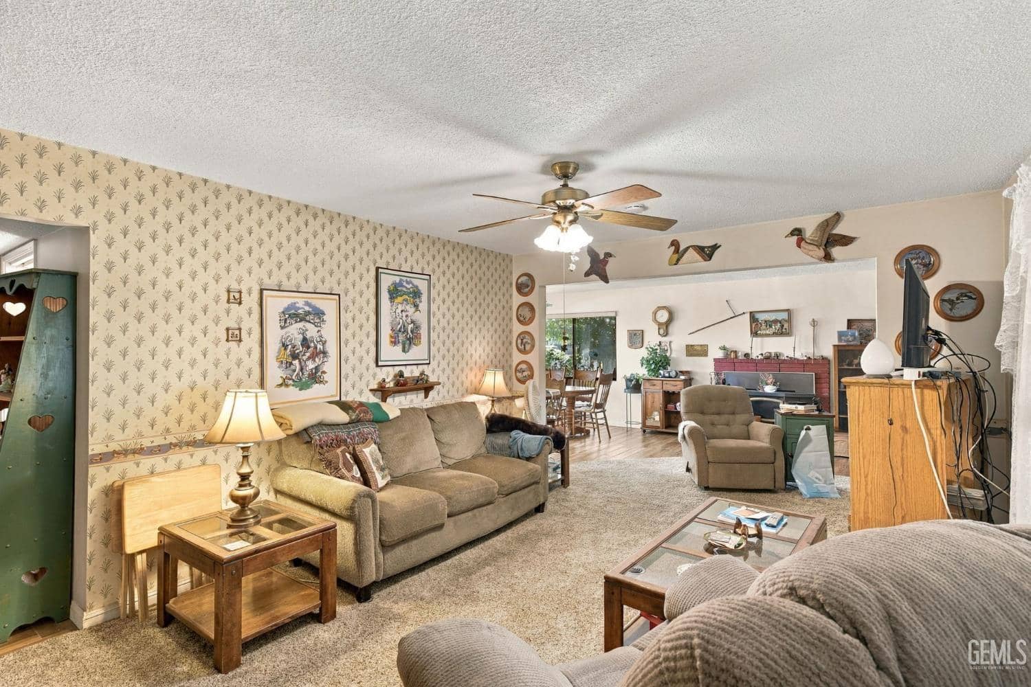 3612 Laverne Avenue — photo 5