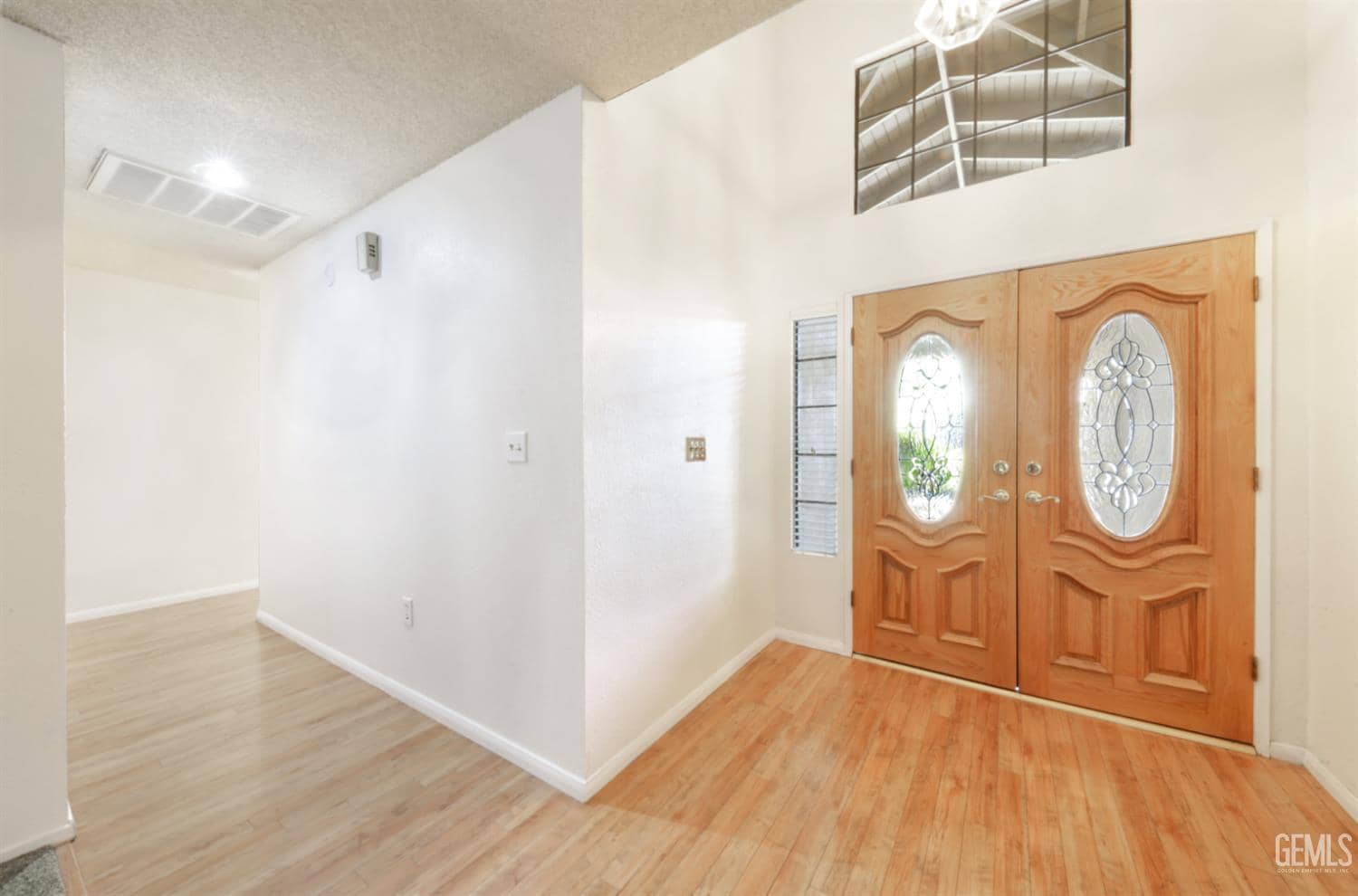 6808 Autumn Ridge Drive — photo 2