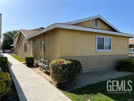 6109 S H Street — photo 3