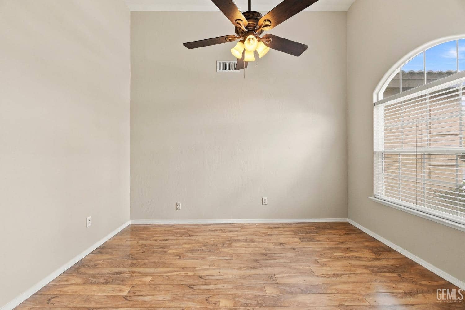 9517 Hamburg Court — photo 5