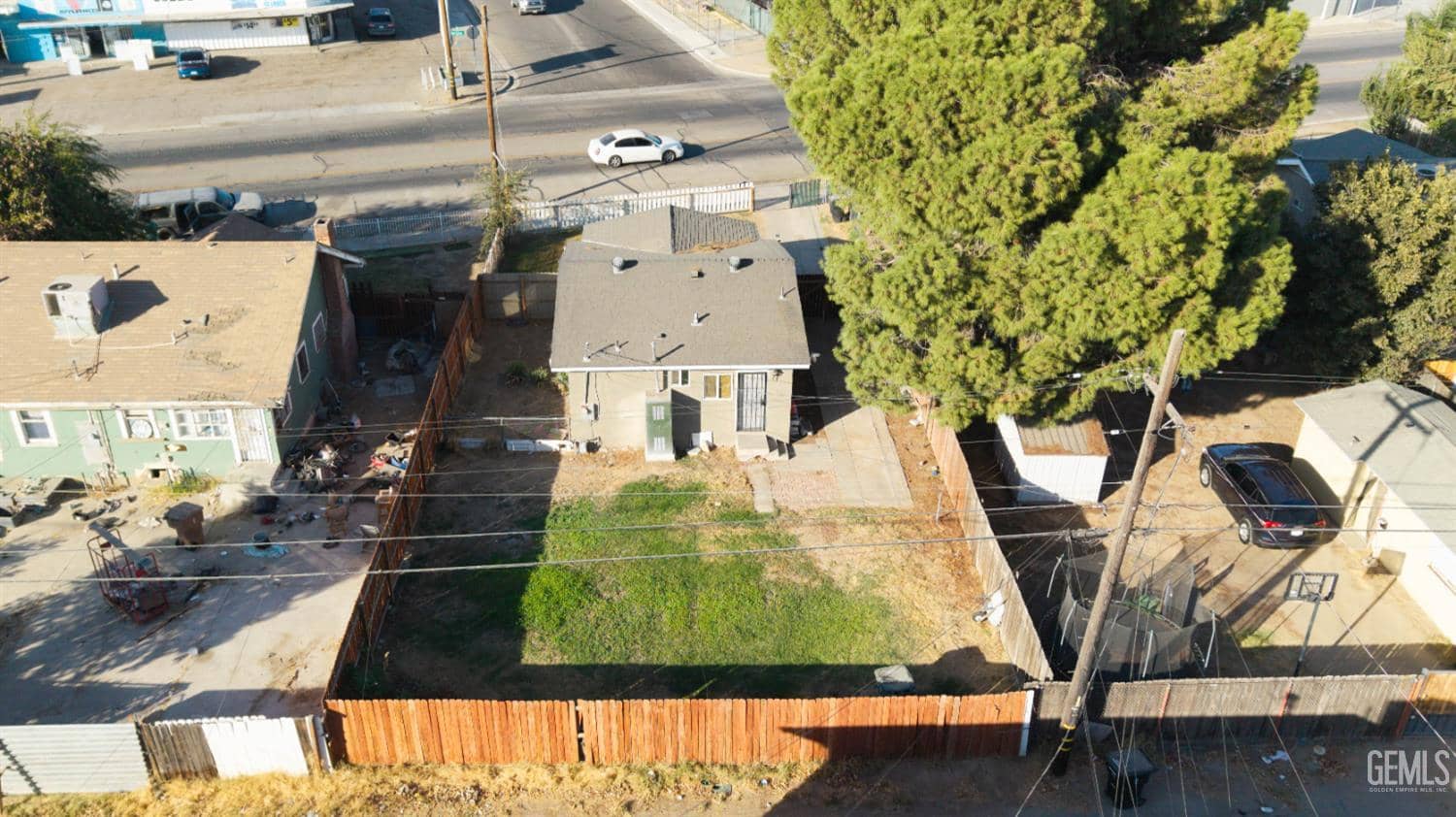 415 Bernard Street — photo 5