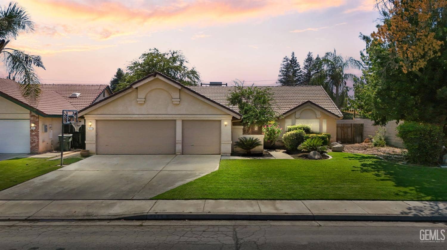 9425 Eagle Oak Road