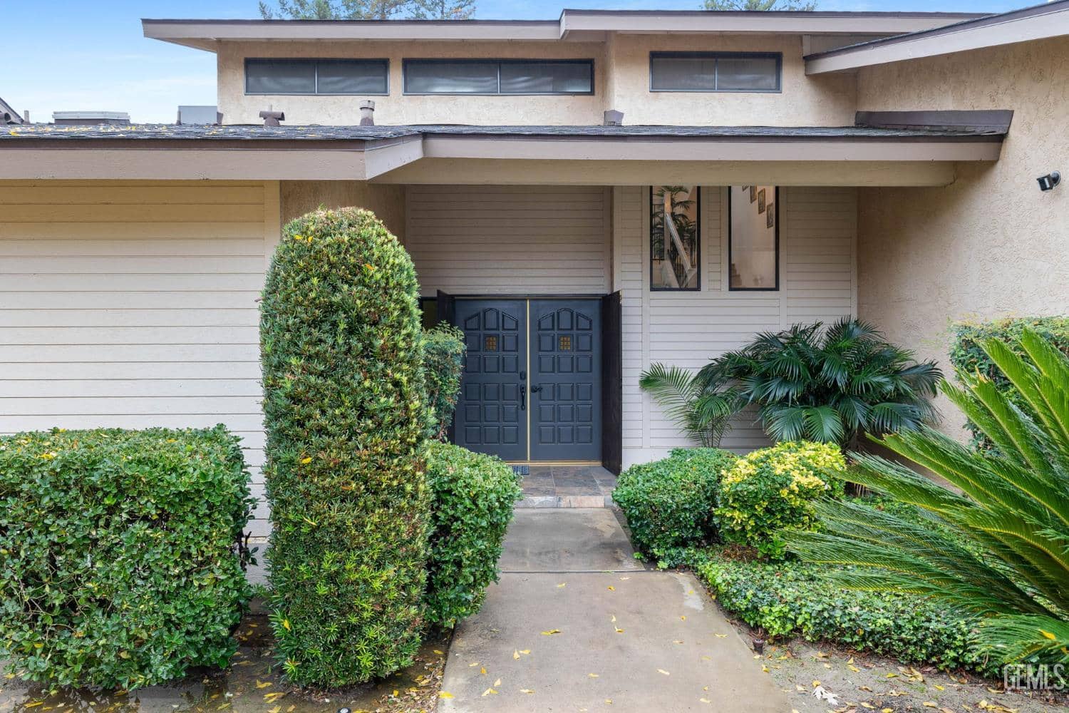 2200 El Portal Drive — photo 6