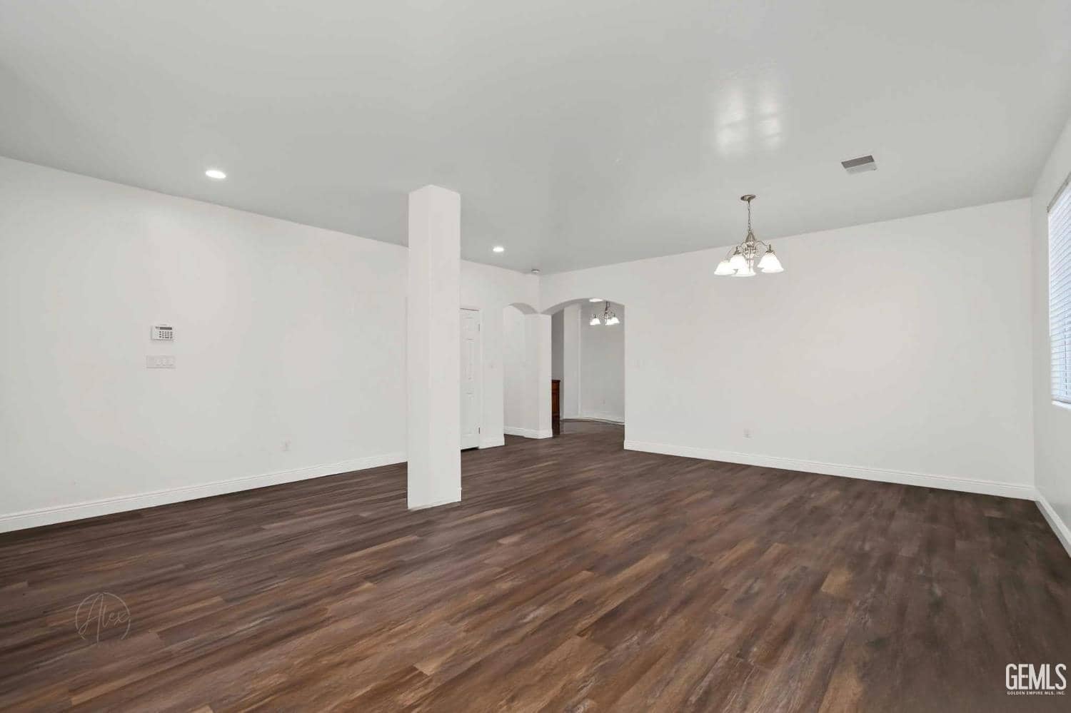 6311 Star Sapphire Drive — photo 3